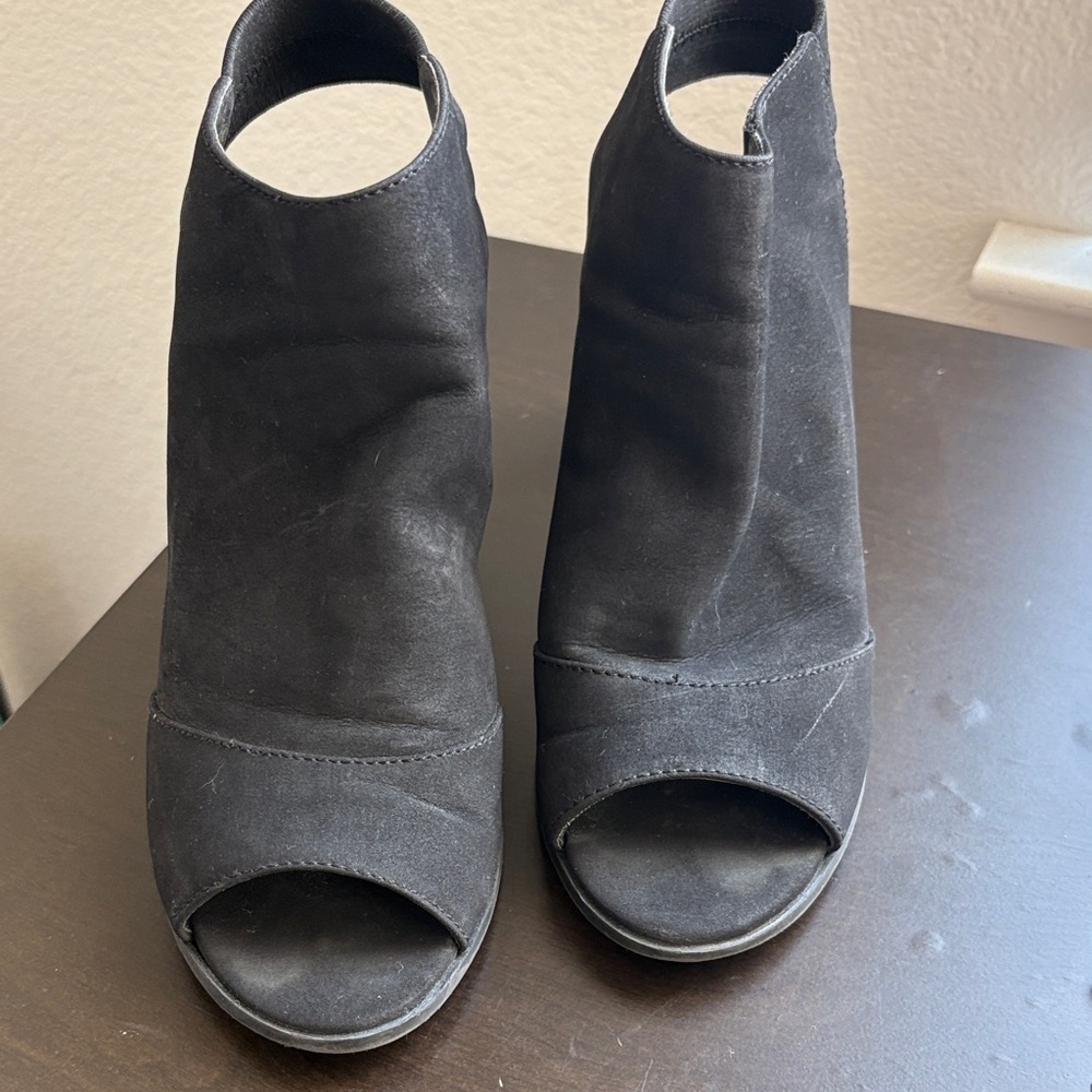 New York & Company Black Peep-Toe Heeled Boots - Picture 1 of 5